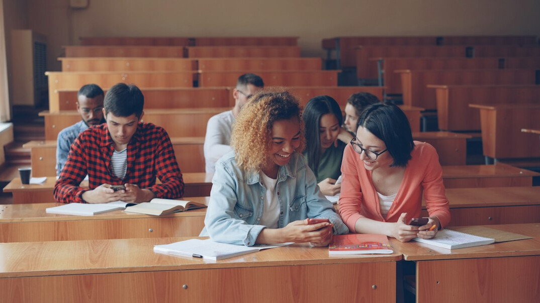 group of students in it class
